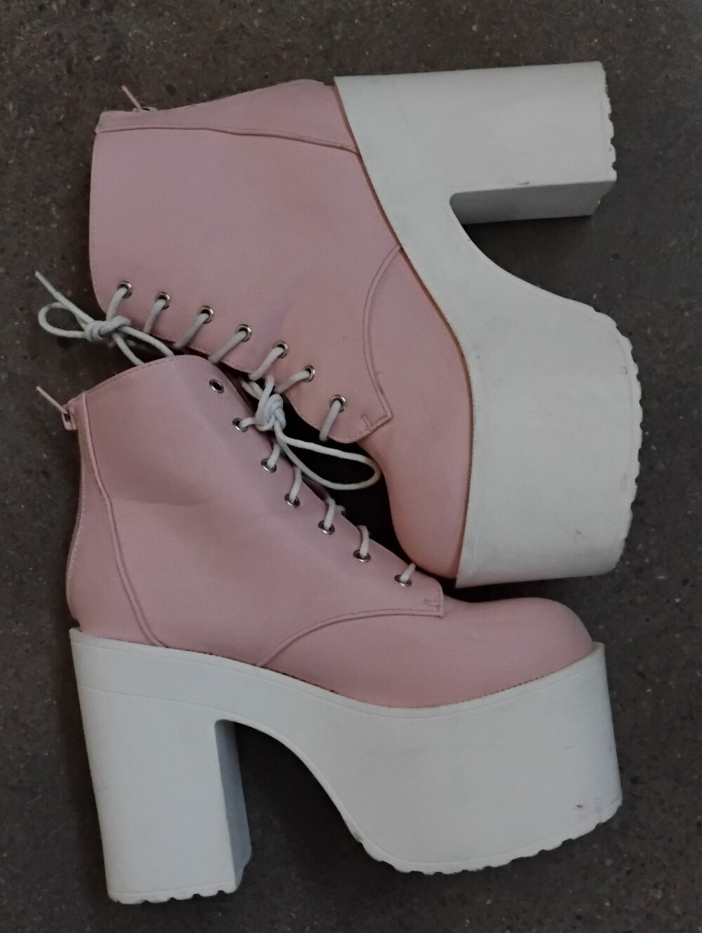 Hot Topic Baby Pink Platform Lace-Up Ankle Boots - Women